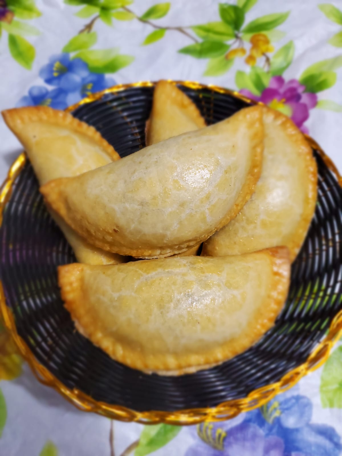 Premium Nigerian Meat Pies ($30 for Box of 10 Medium size)
